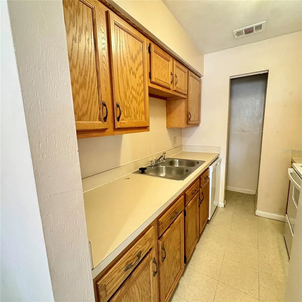 7011 SW 17th Place Gainesville FL 32607