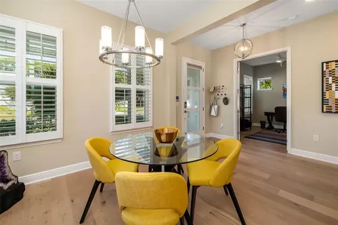 2576 Wood Street Sarasota FL 34237