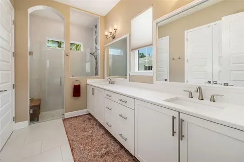 2576 Wood Street Sarasota FL 34237