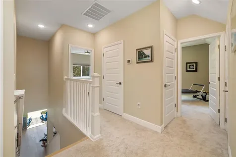 2576 Wood Street Sarasota FL 34237