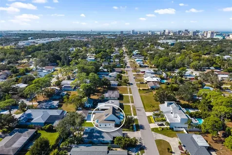 2576 Wood Street Sarasota FL 34237