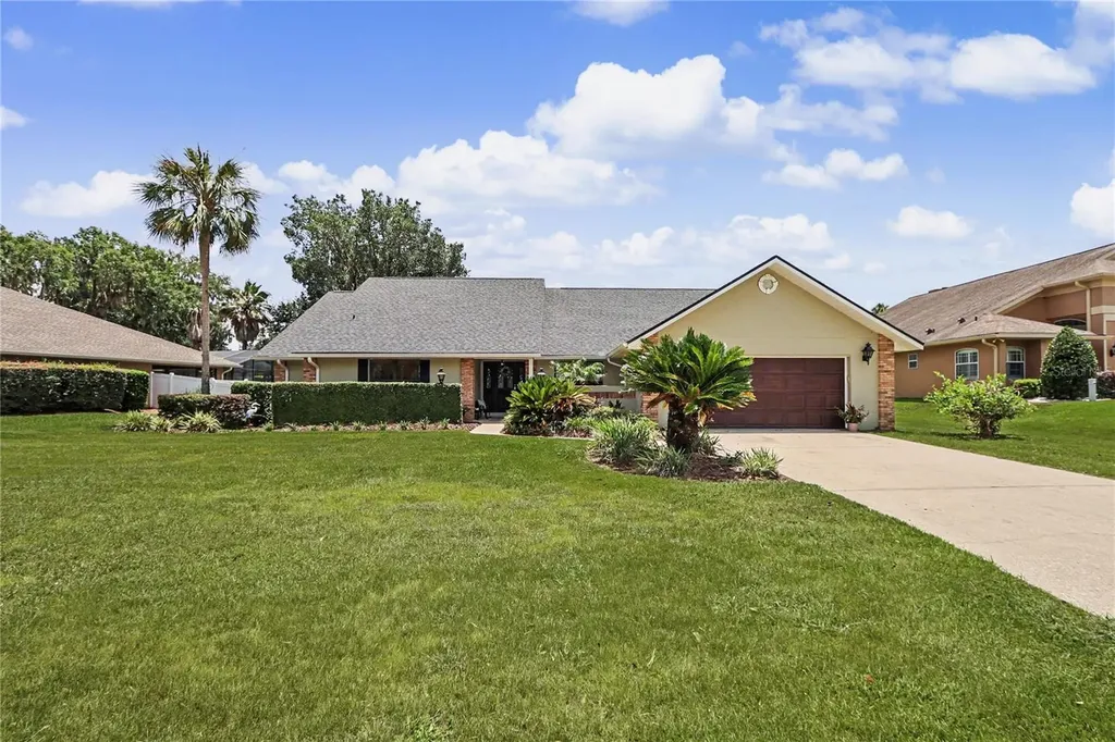 1020 SW 32nd Lane Ocala FL 34471