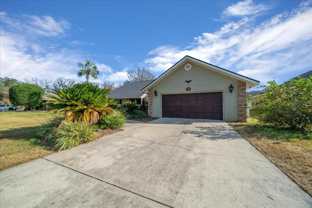 1020 SW 32nd Lane Ocala FL 34471