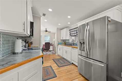 37513 Campo Avenue Zephyrhills FL 33541