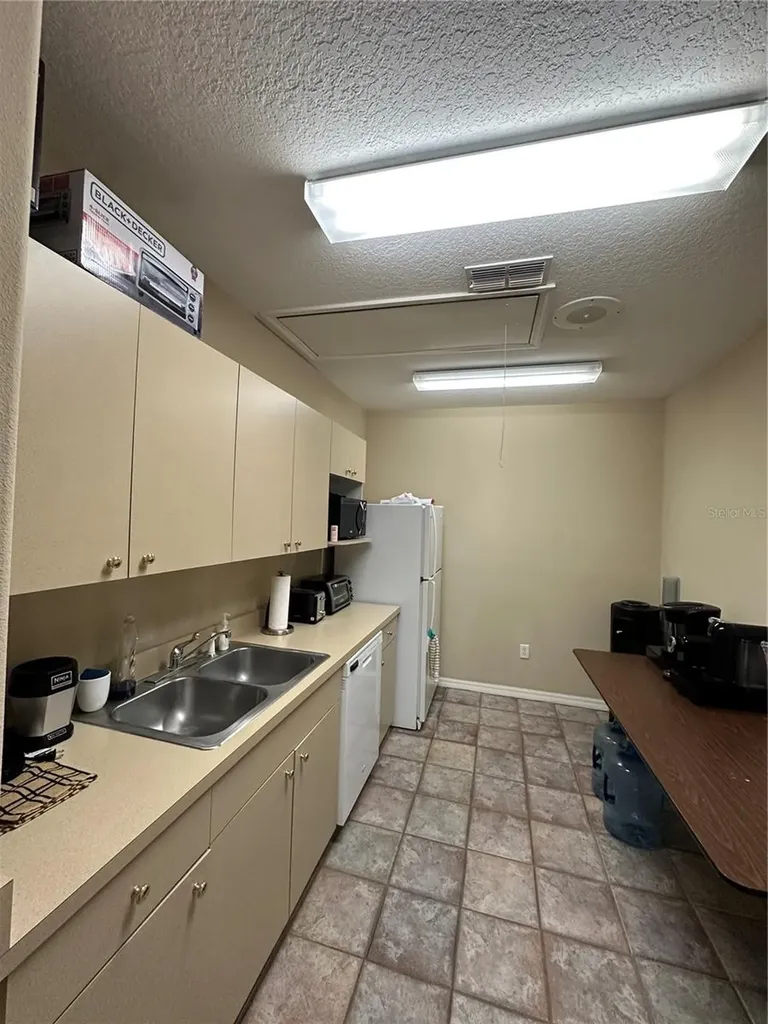 8345 Gunn Highway Tampa FL 33626