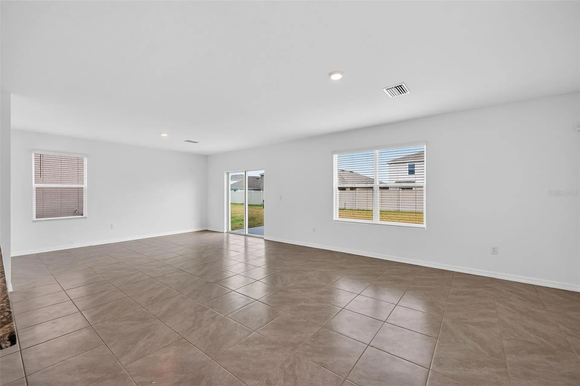 3842 Sunny Spring Street Plant City FL 33565