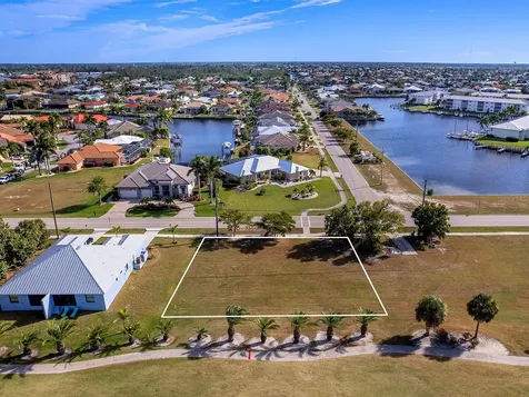 3457 Bal Harbor Boulevard Punta Gorda FL 33950