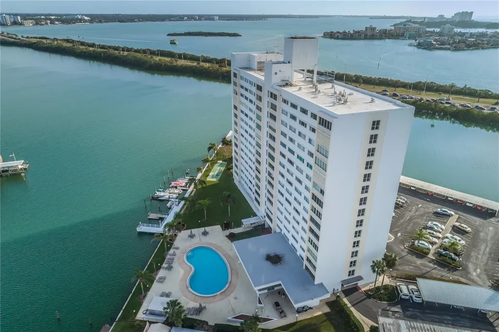 31 Island Way Clearwater Beach FL 33767