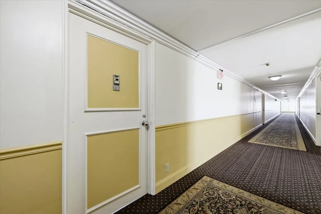 31 Island Way Clearwater Beach FL 33767