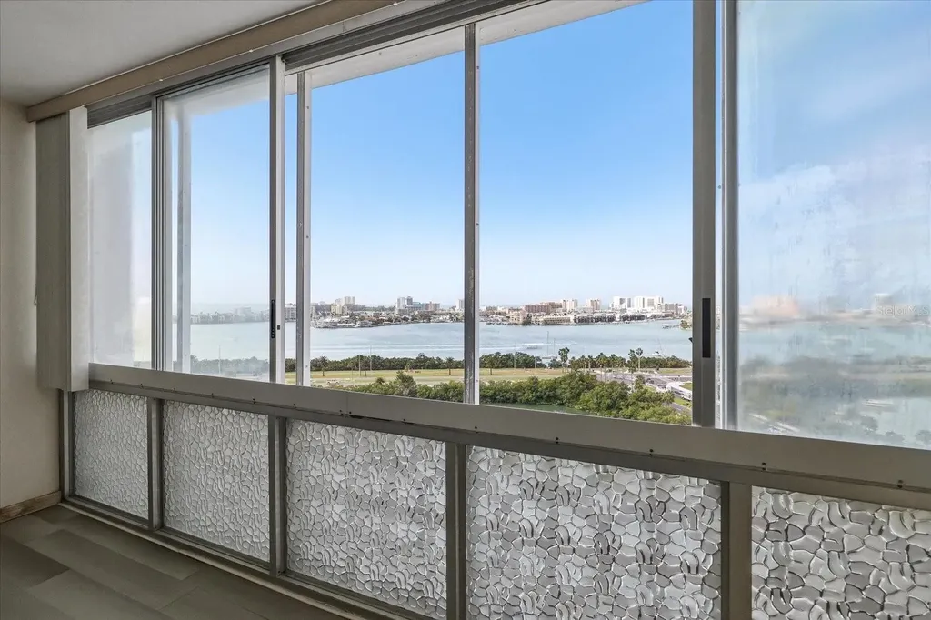 31 Island Way Clearwater Beach FL 33767