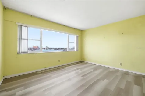 31 Island Way Clearwater Beach FL 33767