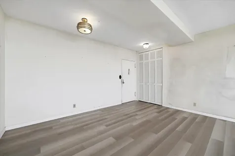 31 Island Way Clearwater Beach FL 33767