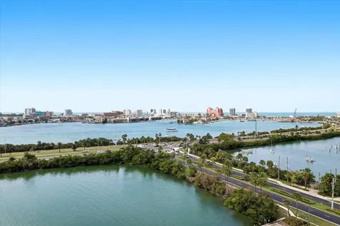 31 Island Way Clearwater Beach FL 33767