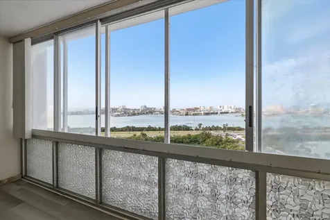 31 Island Way Clearwater Beach FL 33767