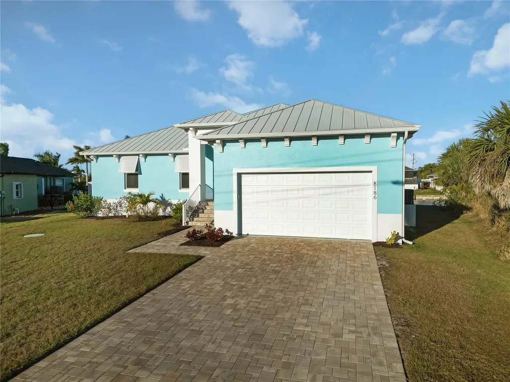 8186 Arlewood Circle Port Charlotte FL 33981