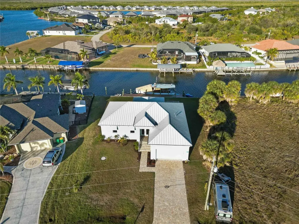 8186 Arlewood Circle Port Charlotte FL 33981