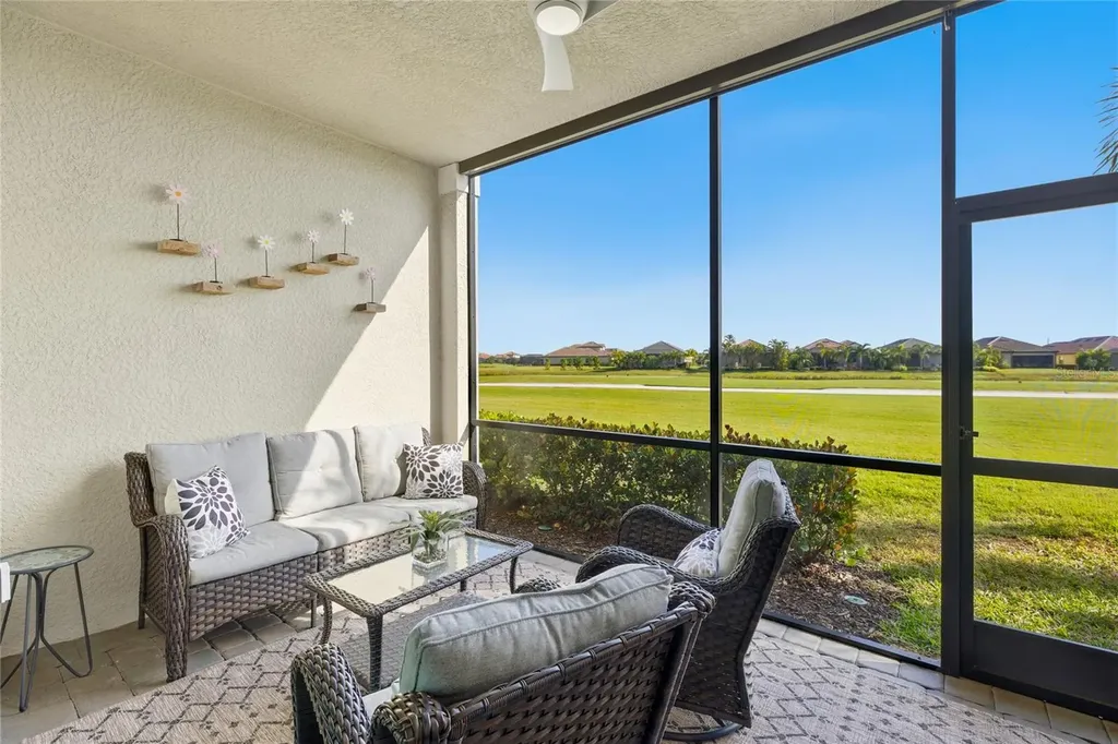 5695 Palmer Circle Bradenton FL 34211