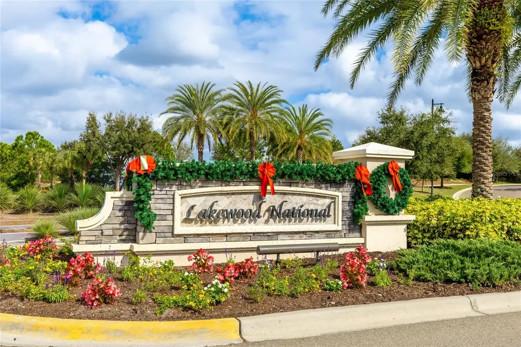 5695 Palmer Circle Bradenton FL 34211