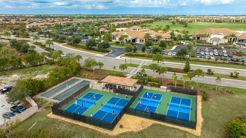 5695 Palmer Circle Bradenton FL 34211