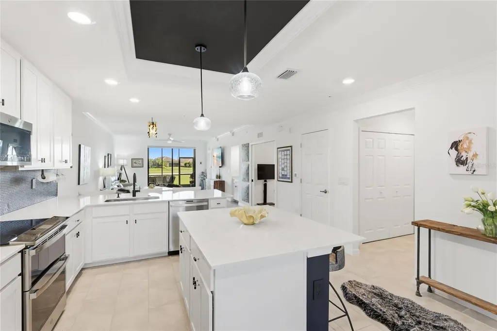 5695 Palmer Circle Bradenton FL 34211