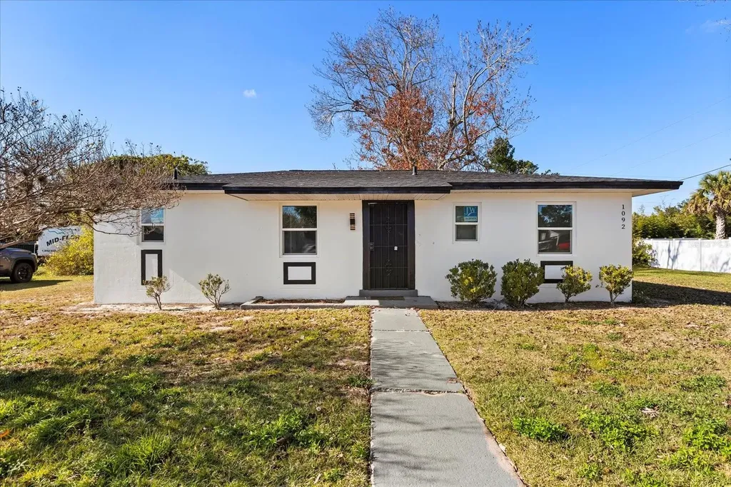 1092 Deltona Boulevard Deltona FL 32725