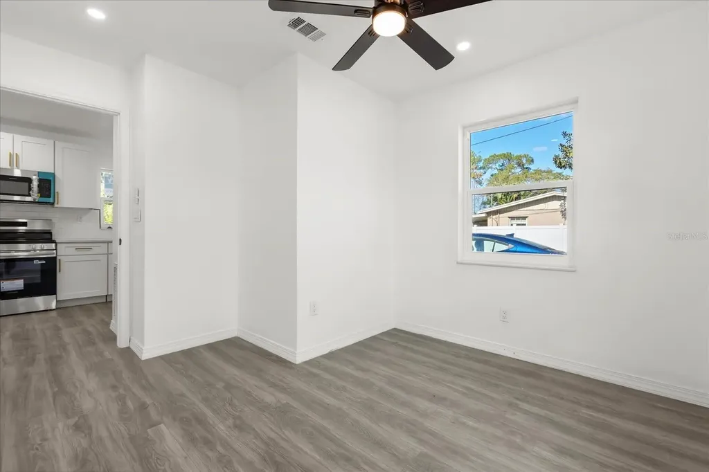 1092 Deltona Boulevard Deltona FL 32725