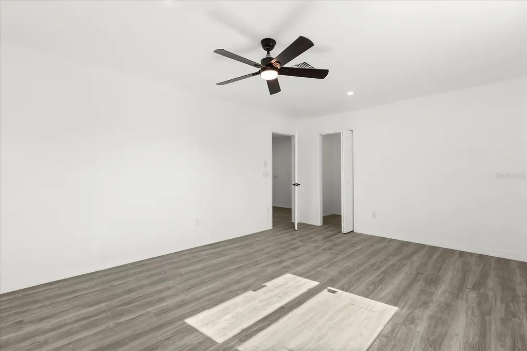 1092 Deltona Boulevard Deltona FL 32725