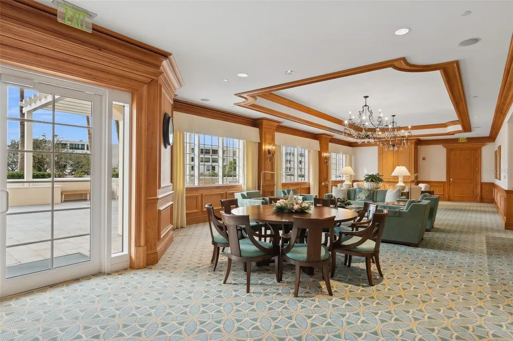35 Watergate Drive Sarasota FL 34236