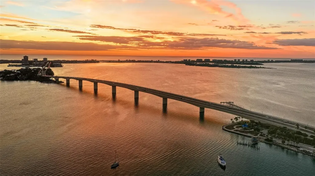 35 Watergate Drive Sarasota FL 34236