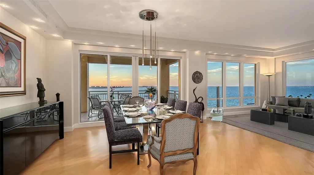 35 Watergate Drive Sarasota FL 34236