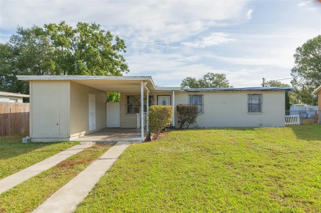 5016 S 86th Street Tampa FL 33619