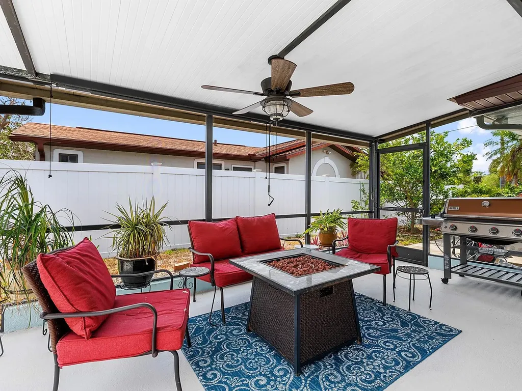 18302 Burkholder Circle Port Charlotte FL 33948