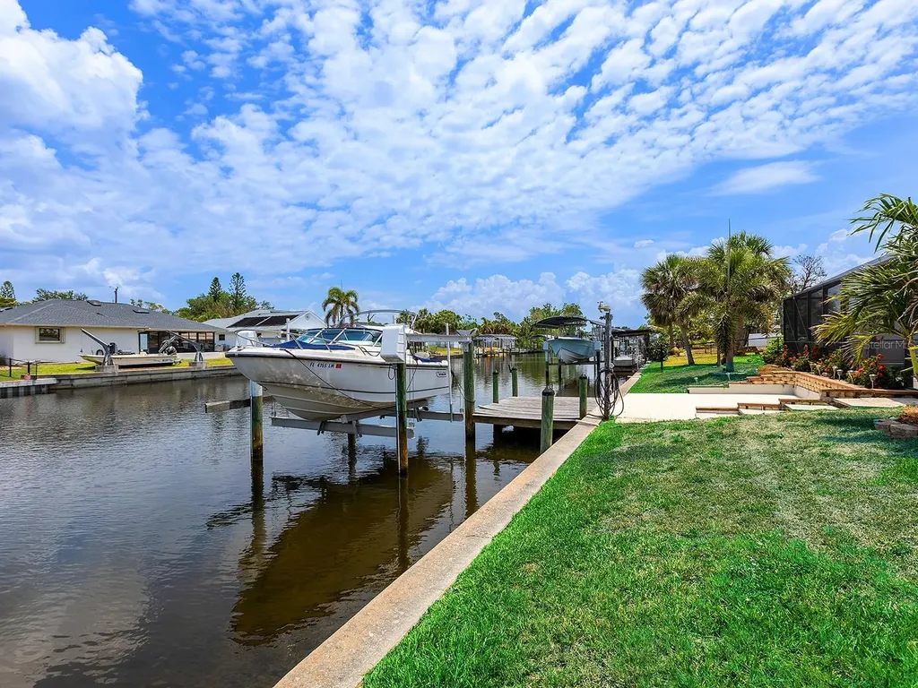 18302 Burkholder Circle Port Charlotte FL 33948