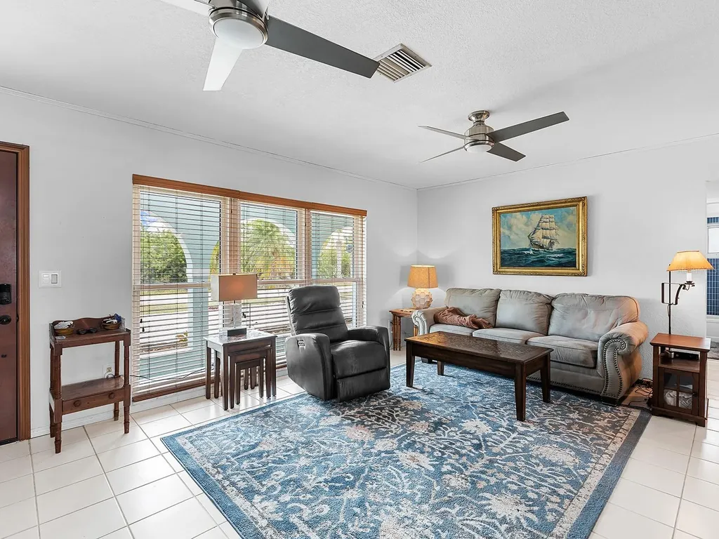 18302 Burkholder Circle Port Charlotte FL 33948