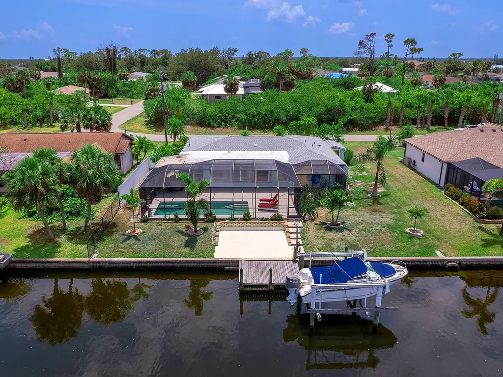 18302 Burkholder Circle Port Charlotte FL 33948