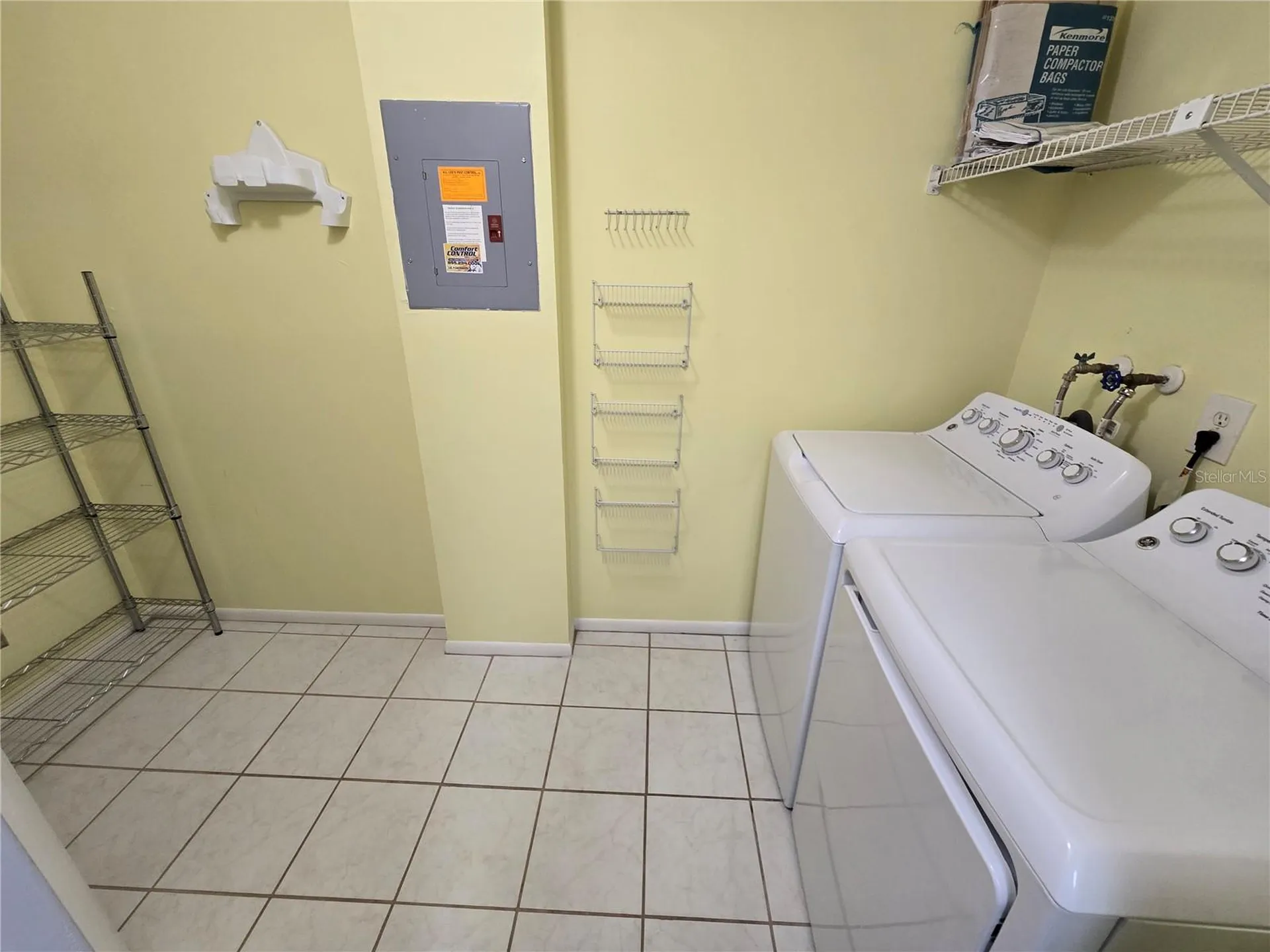 8027 Picketts Court Weeki Wachee FL 34613