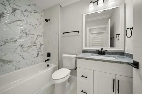 211 Dolphin Point Clearwater FL 33767