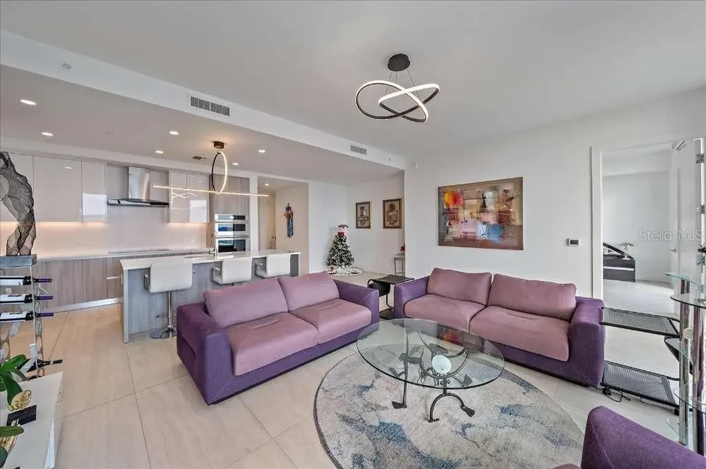 301 Quay Commons Sarasota FL 34236
