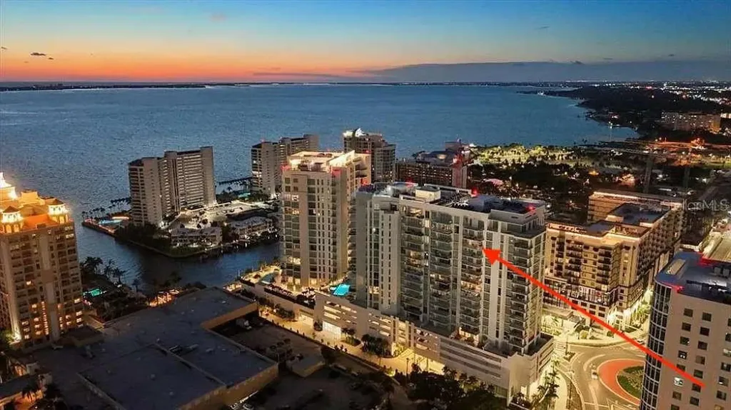 301 Quay Commons Sarasota FL 34236