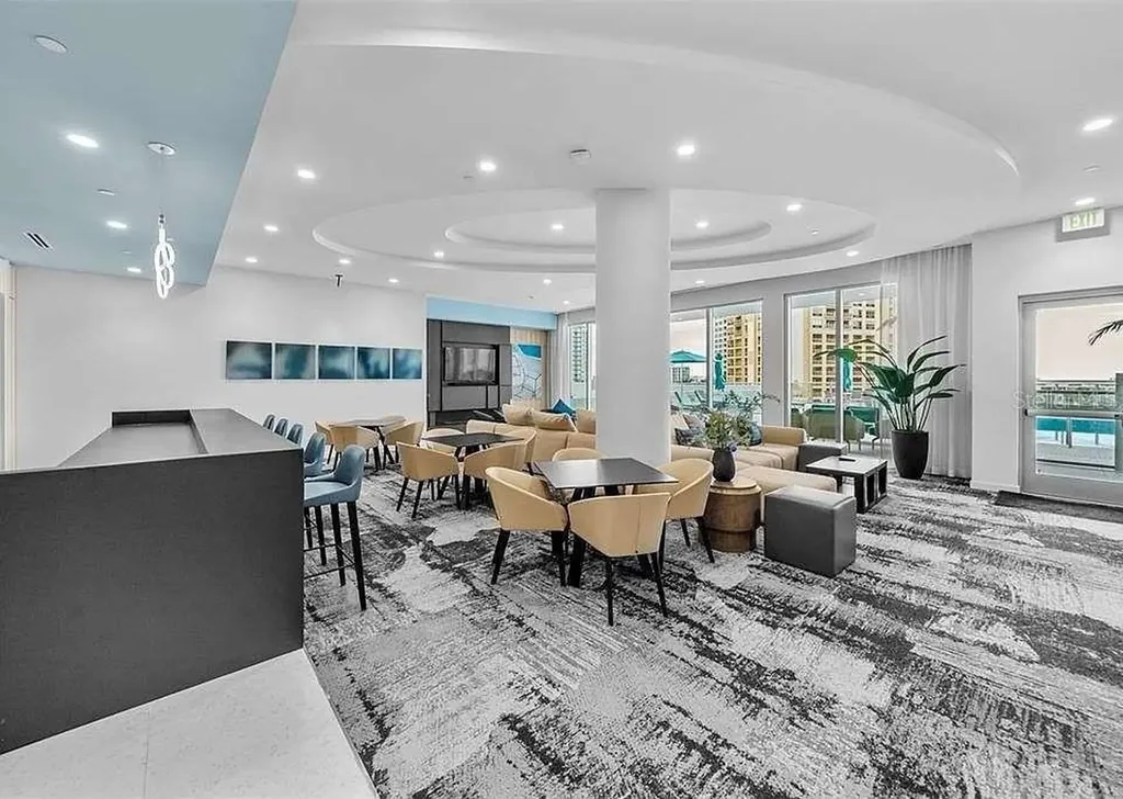 301 Quay Commons Sarasota FL 34236
