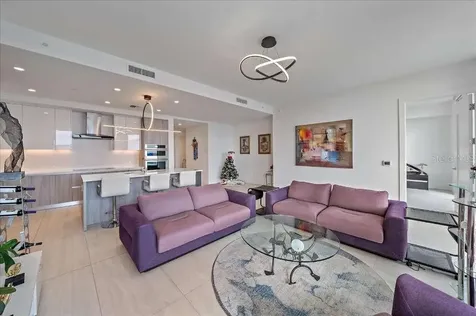 301 Quay Commons Sarasota FL 34236
