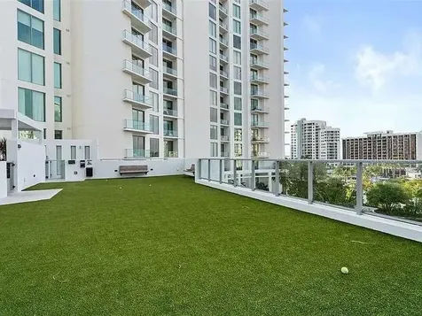 301 Quay Commons Sarasota FL 34236