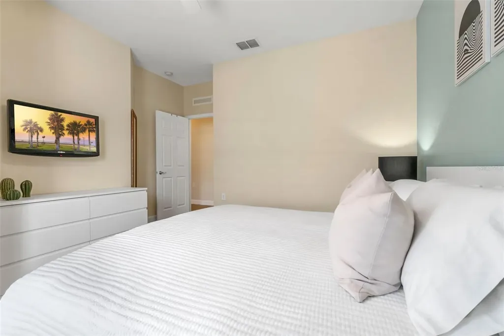 2952 Lucayan Harbour Circle Kissimmee FL 34746