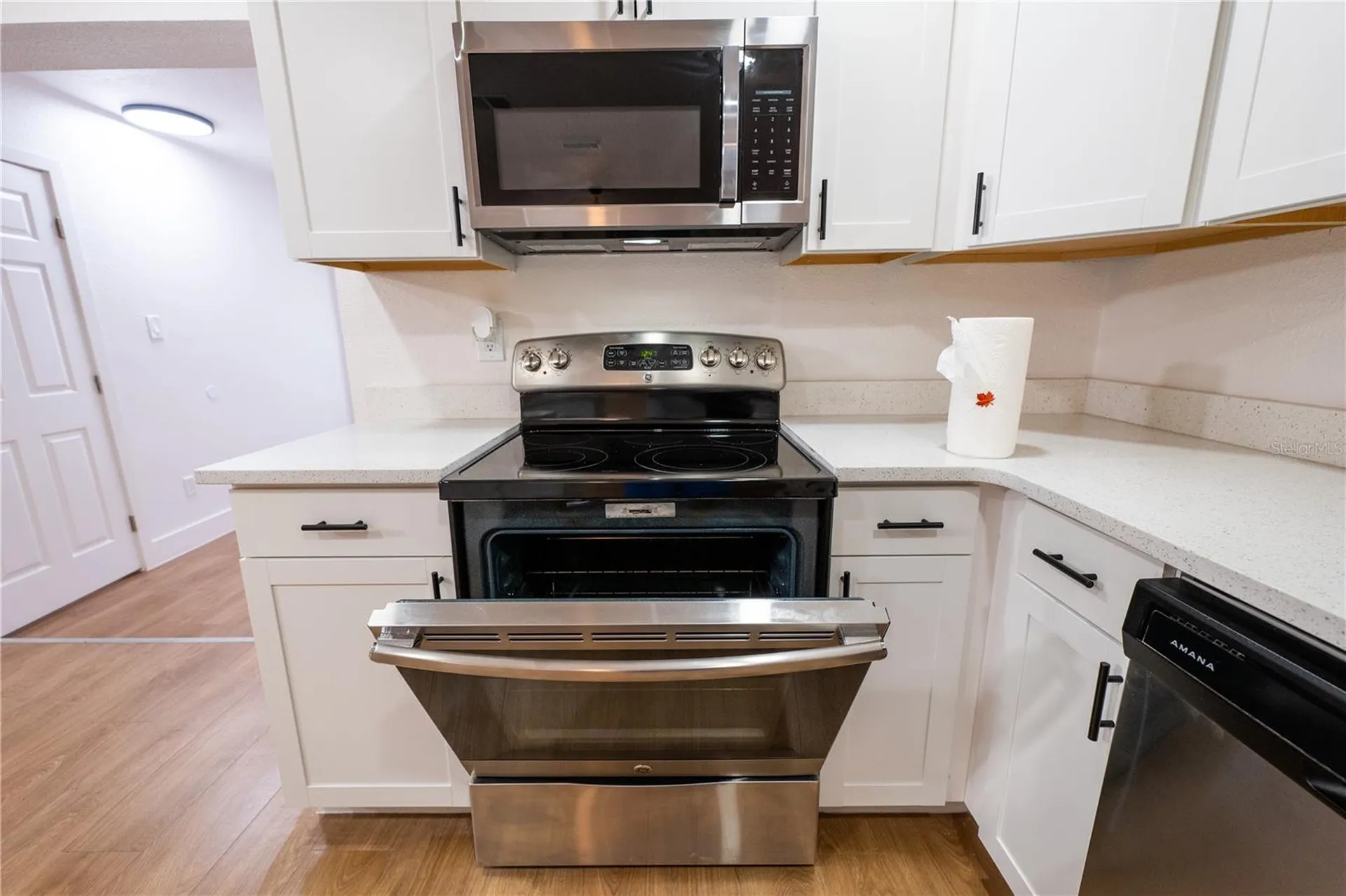 5248 King Street Zephyrhills FL 33542