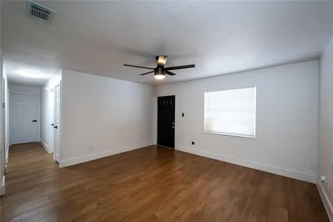 5248 King Street Zephyrhills FL 33542