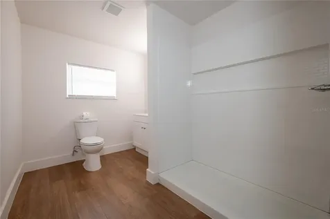 5248 King Street Zephyrhills FL 33542