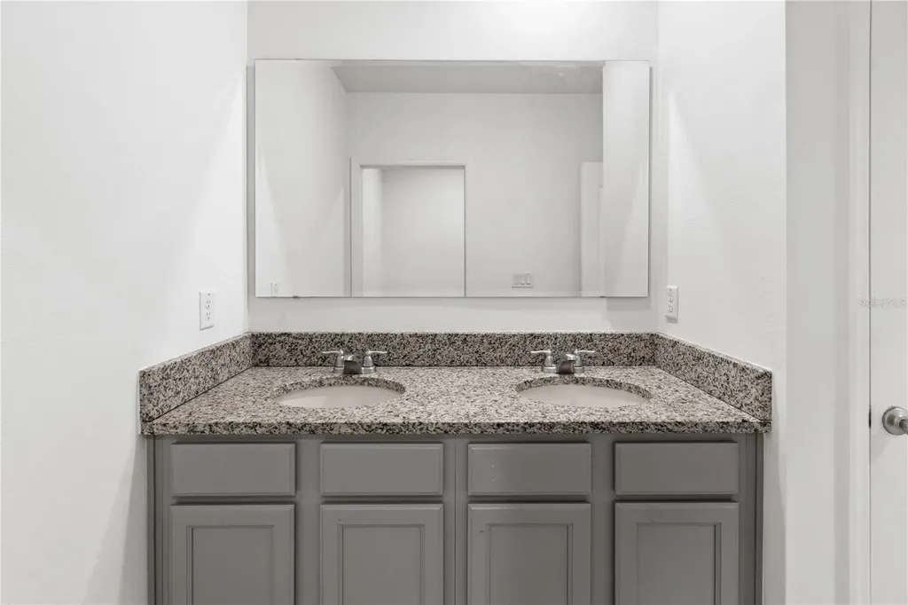 2651 Grandbury Grove Road Lakeland FL 33811