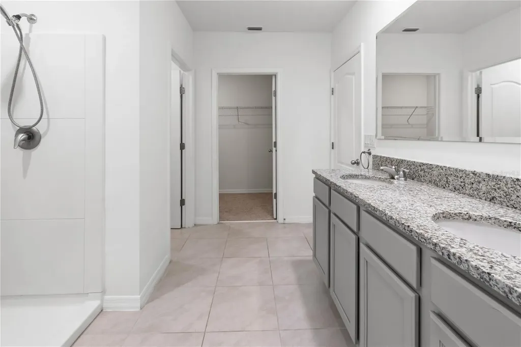 2651 Grandbury Grove Road Lakeland FL 33811