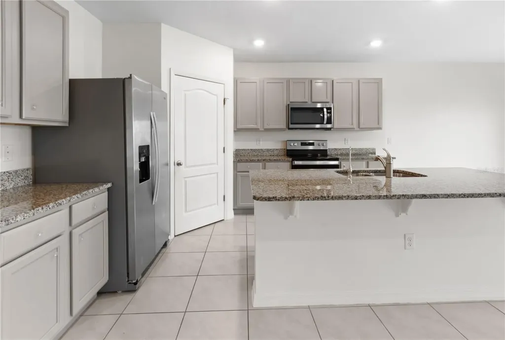 2651 Grandbury Grove Road Lakeland FL 33811