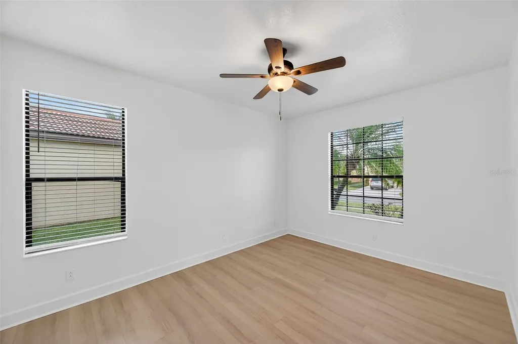 128 Silver Falls Drive Apollo Beach FL 33572